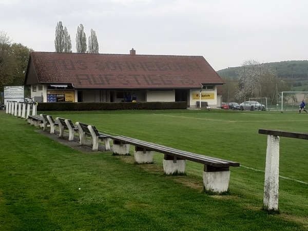Sportplatz an der Landesgrenze - Barntrup-Sonneborn