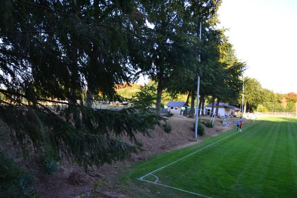 Sportplatz Am Hasenkreuz - Mayen-Kürrenberg