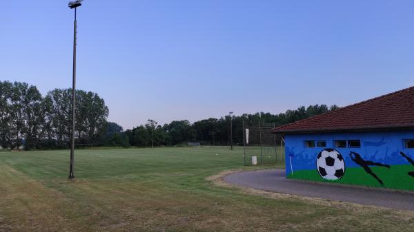 Sportanlage am Kanal B-Platz - Seelze-Gümmer