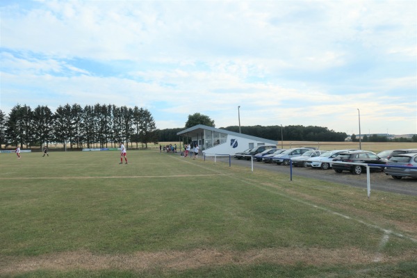 Sportplatz an der Kreisstraße - Buch/Hunsrück