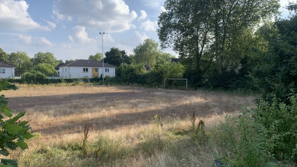 Bezirkssportanlage Düsseldorfer Straße Platz 3 - Duisburg-Wanheimerort