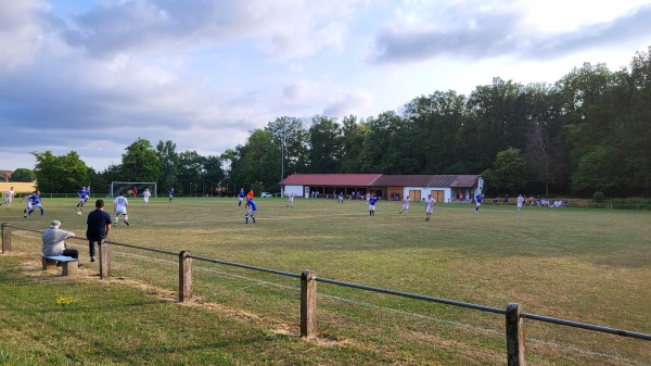 Waldstadion - Lülsfeld