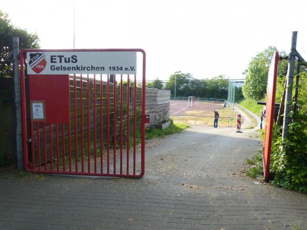 ETuS-Platz Dessauer Straße - Gelsenkirchen-Neustadt