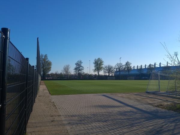 Sportpark Ossenkoppelerhoek veld 05-Oranje N. - Almelo-Ossenkoppelerhoek