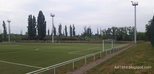 Jahnstadion Nebenplatz 2 - Bitterfeld-Wolfen