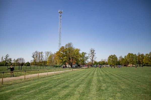 Enosan - Stadion an der Autobahn - Parthenstein-Klinga
