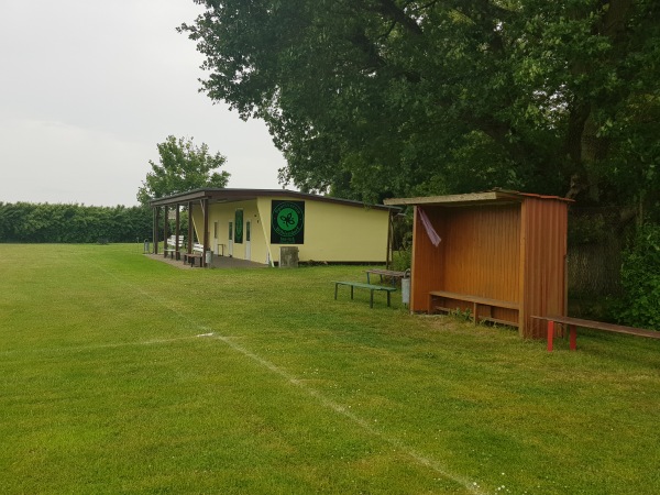 Sportplatz Böhlendorf  - Lindholz-Böhlendorf