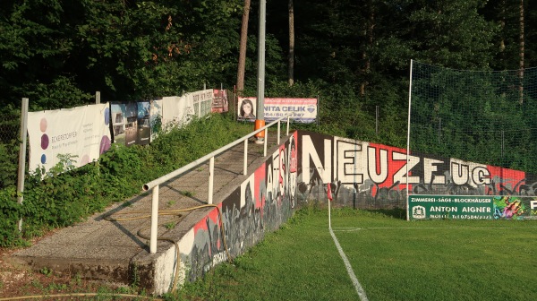Alois-Schwarz-Waldstadion - Neuzeug
