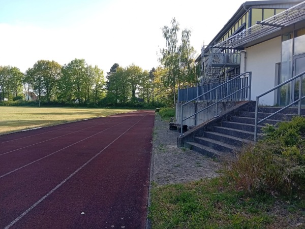 Sportplatz Gustav-Hansen-Schule - Neumünster-Brachenfeld