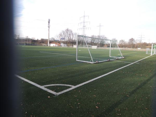 Sportanlage Am Hopfenbrunnen Platz 2 - Frankfurt/Main-Kalbach
