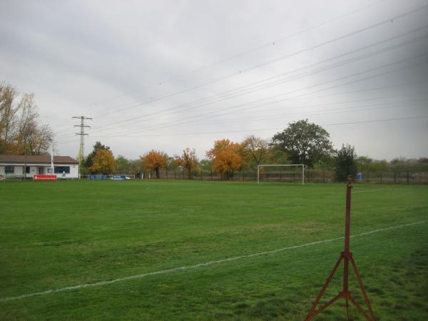 Sportplatz am See - Niedere Börde-Jersleben 