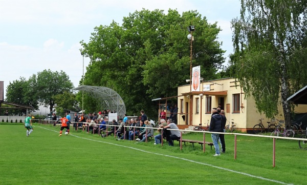 Futbalový štadión Horný Ohaj - Vráble-Horný Ohaj
