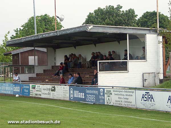 Günter-Reutzel-Sportfeld - Karben-Klein-Karben