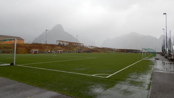 Reine stadion - Reine