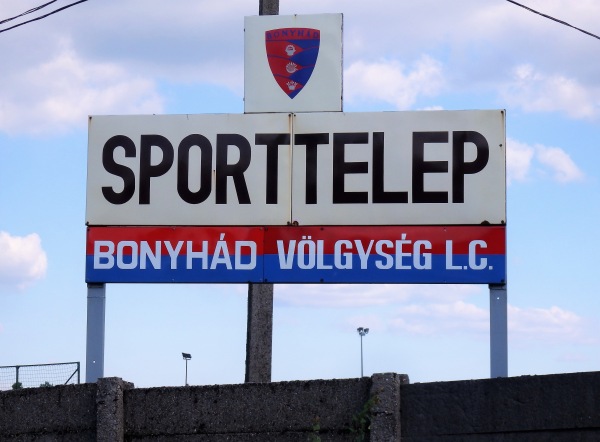 Sport úti Pálya - Bonyhád
