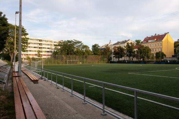 Sportplatz Red Star Auto Platz 2 - Wien