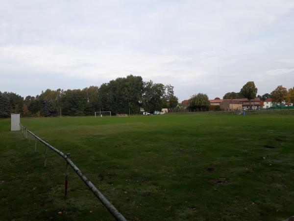 Schulsportplatz - Am Mellensee-Sperenberg