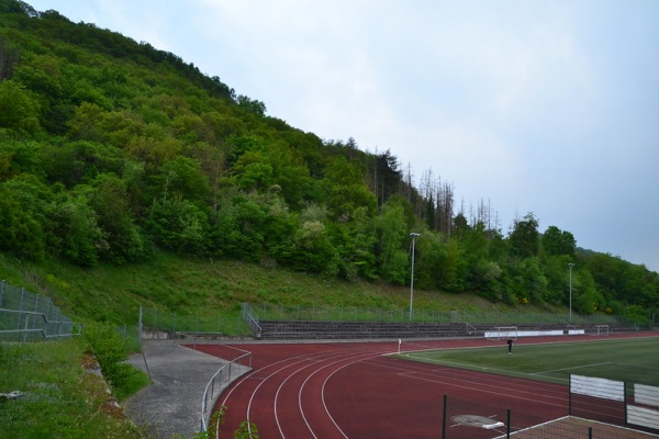 Sportplatz Im Schafsberg - Treis-Karden