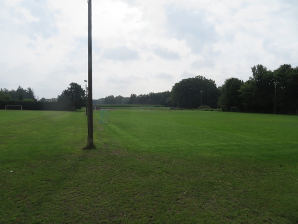 Sportanlage Am Buchbach B-Platz - Berge bei Fürstenau