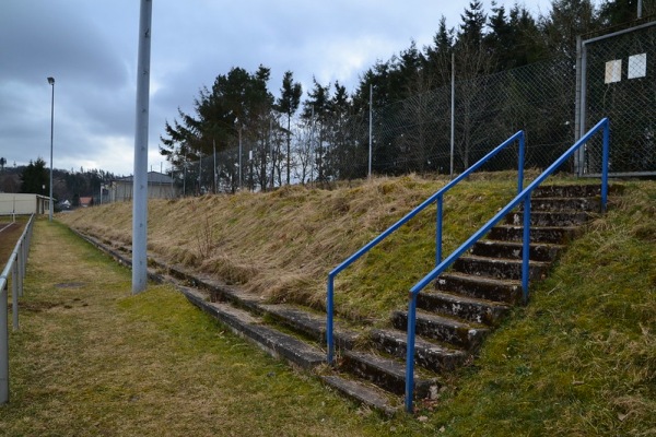 Sportplatz Langenfeld - Langenfeld/Eifel