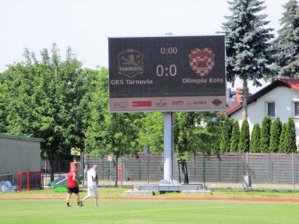 Stadion w Tarnowie Podgórnym - Tarnowo Podgórne