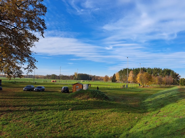 Sport-, Freizeit- und Jugendzentrum Manfred Hahn Platz 2 - Weisen