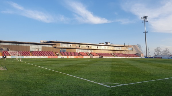 Qəbələ şəhər stadionu - Qəbələ