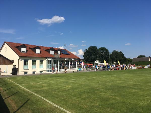 KfZ-Lindemeir-Sportgelände - Aichach-Ecknach