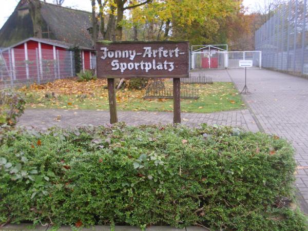 Jonny-Arfert-Sportplatz - Hamburg-Lurup