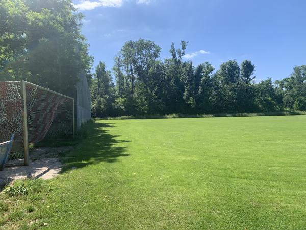 Signal Iduna ARENA Nebenplatz - Seligenstadt-Froschhausen