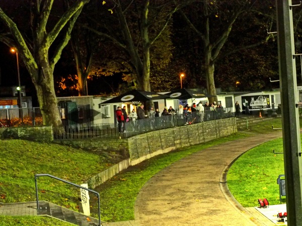 Sportplatz am Volkshaus / Stratmanns Hof - Herne-Röhlinghausen
