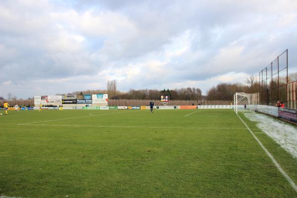 Stadion de Zavel - Wellen