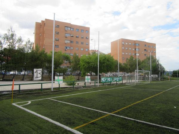Campo de Fútbol Spartac Manoteras - Madrid, MD