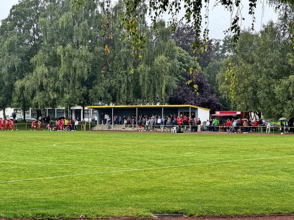 Friedrich-Wilhelm-Weber-Stadion - Nieheim