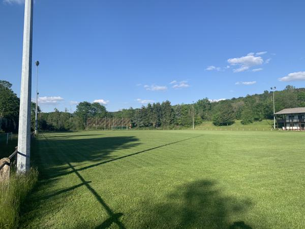 Sportplatz Niddergrund - Schotten-Burkhards