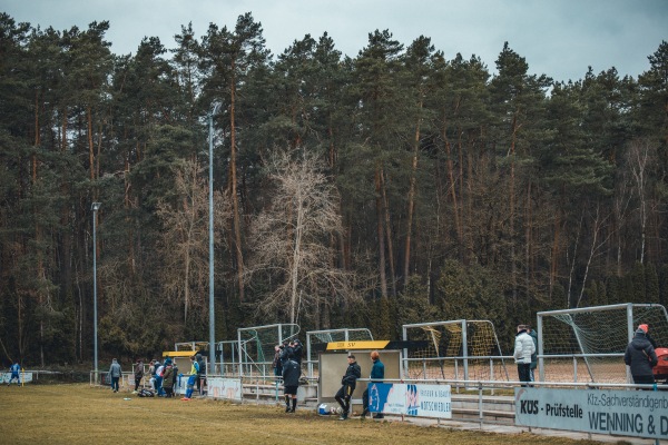 Kurt-Ströbel-Waldkampfbahn - Zirndorf-Weiherhof