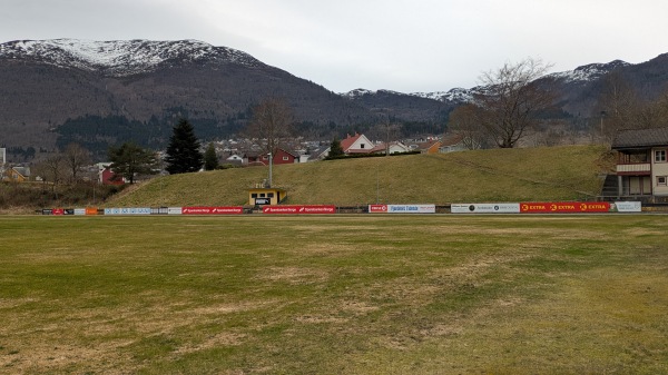Eid stadion - Nordfjordeid