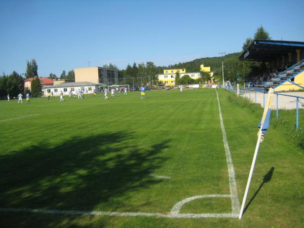 Stadion TJ Slovan Hradištko - Hradištko