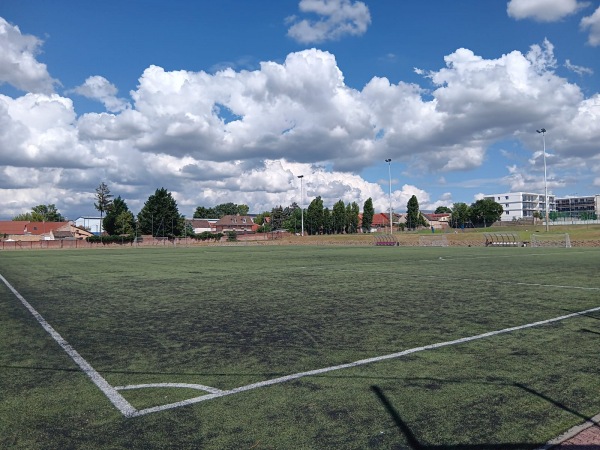 Szusza Ferenc Stadion Műfüves Pálya - Budapest