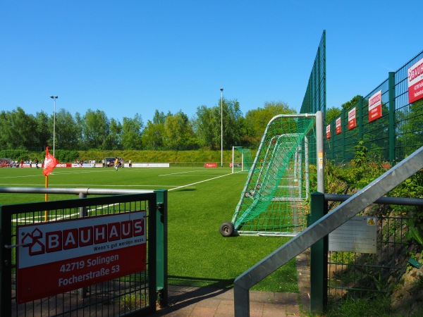 Bernd-Kurzrock-Sportanlage - Solingen-Wald