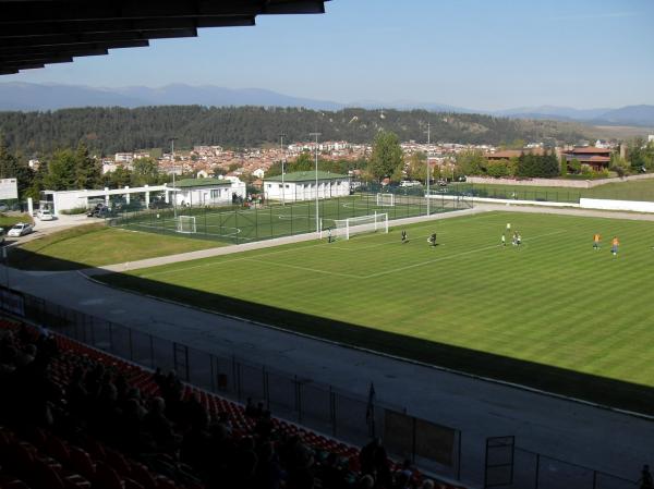 Stadion Septemvri - Razlog