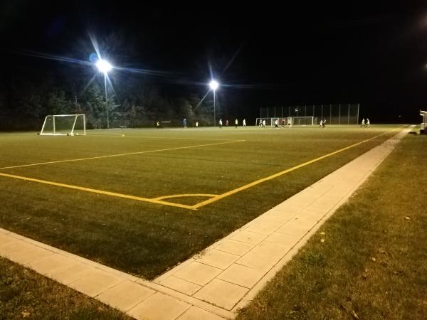 Hans-Bayer-Stadion Nebenplatz 2 - Unterschleißheim-Lohhof