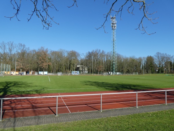 Friedrich-Ludwig-Jahn-Sportplatz 2 - Schöneiche bei Berlin
