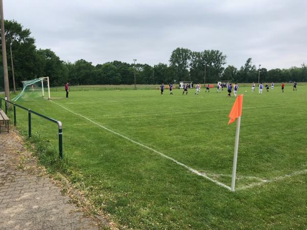 Sportplatz Straße der Jugend - Gröditz-Nauwalde