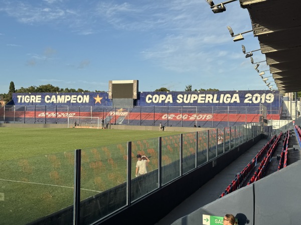 Estadio José Dellagiovanna - San Fernando, BA