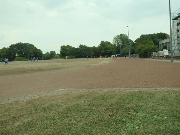 Sportanlage Querenburger Straße - Bochum-Wiemelhausen