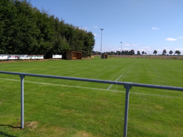 Ackerland Stadion - Visselhövede-Schwitschen