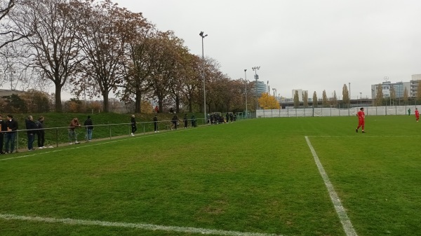 Bezirkssportanlage NeckarPark PSV-Stadion Nebenplatz - Stuttgart-Bad Cannstatt