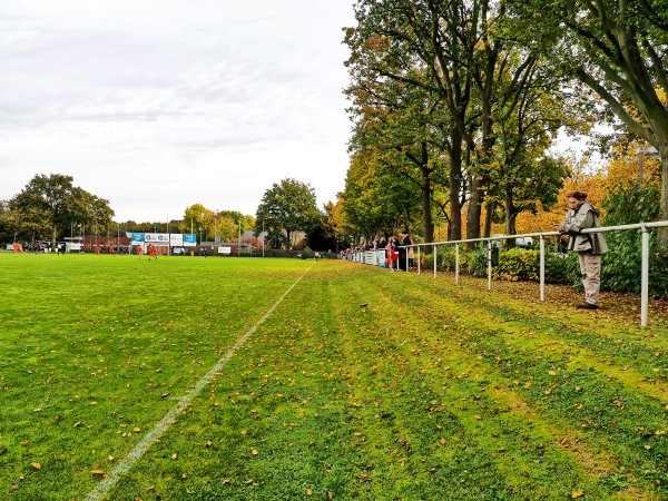 Theodor-Mostertz-Sportanlage - Meerbusch-Lank