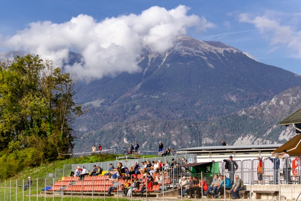 Stadion Na žagi - Lesce